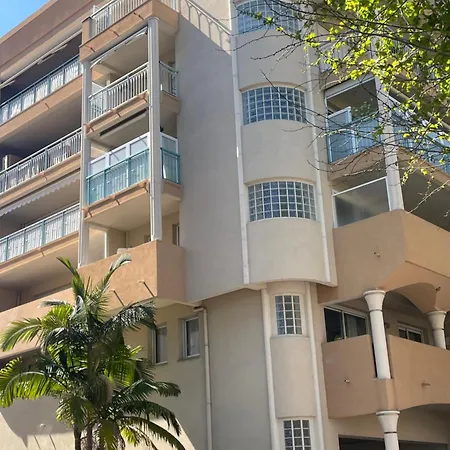 L'altezza Joli T2, Proche Plage, Terrasse, Parking * Menton